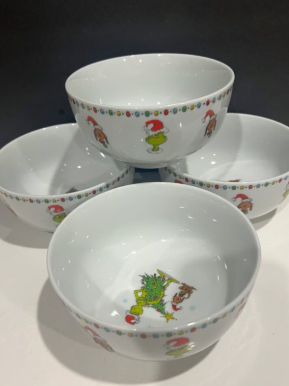 Dr. Seuss How The Grinch Stole Christmas Cereal / Soup Bowls - Set Of 4
